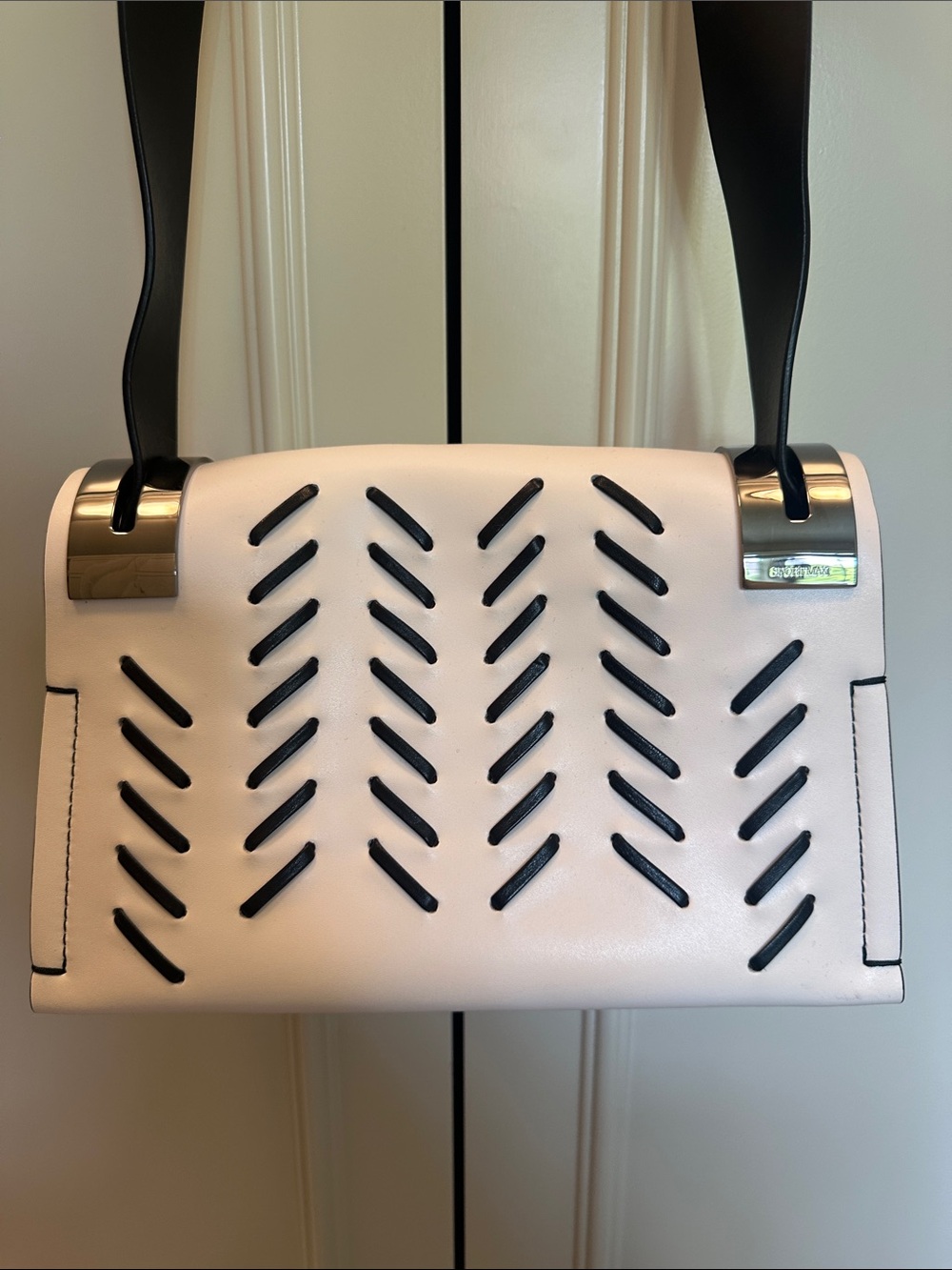 Sportmax White Crossbody Bag with Black Strap - Picture 2 of 9